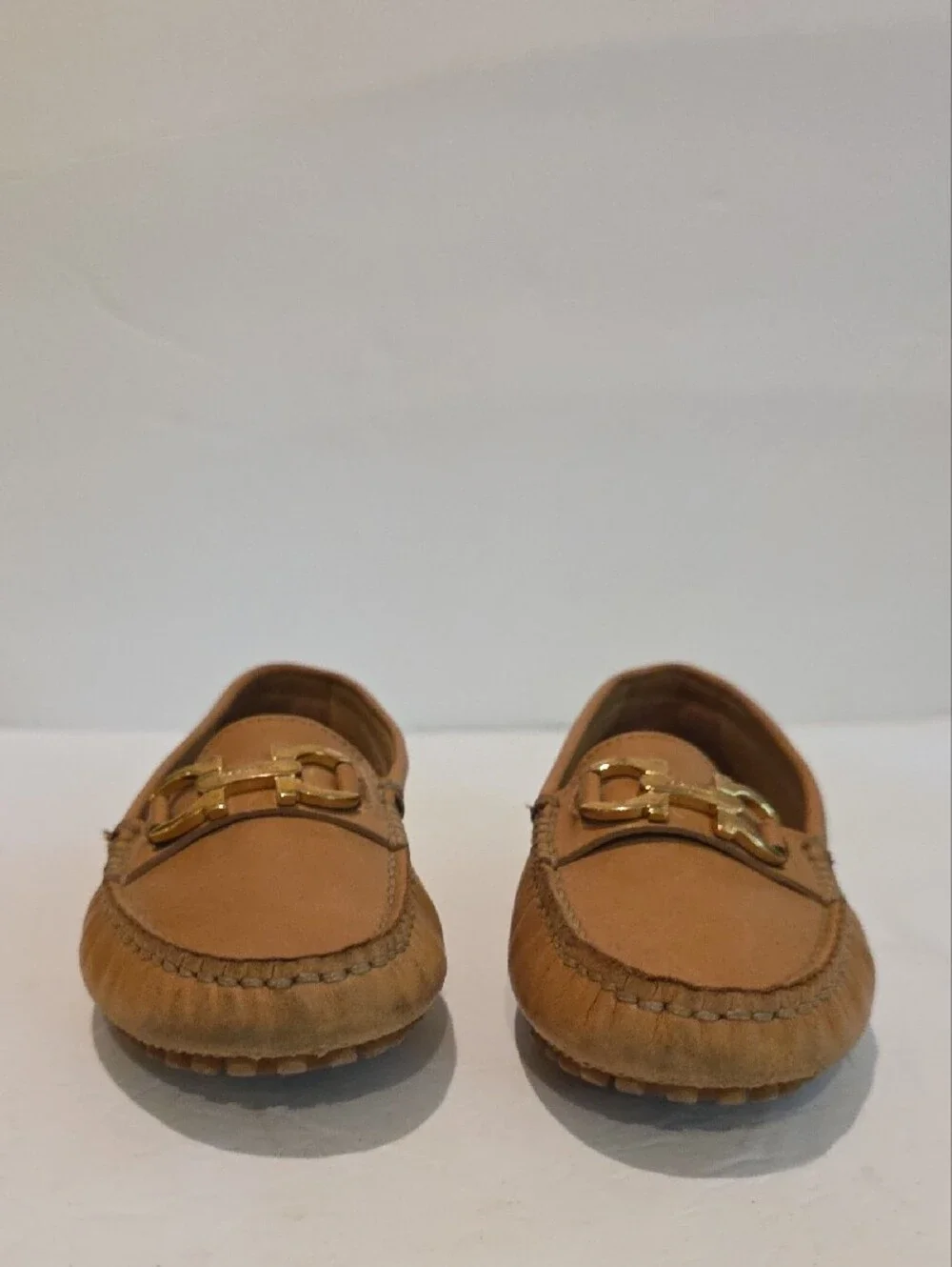 Ferragamo Tan Leather Driving Loafers with Gold Hardware Size 27